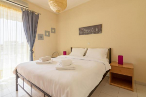 Comfy 2 bedroom apartment with balcony